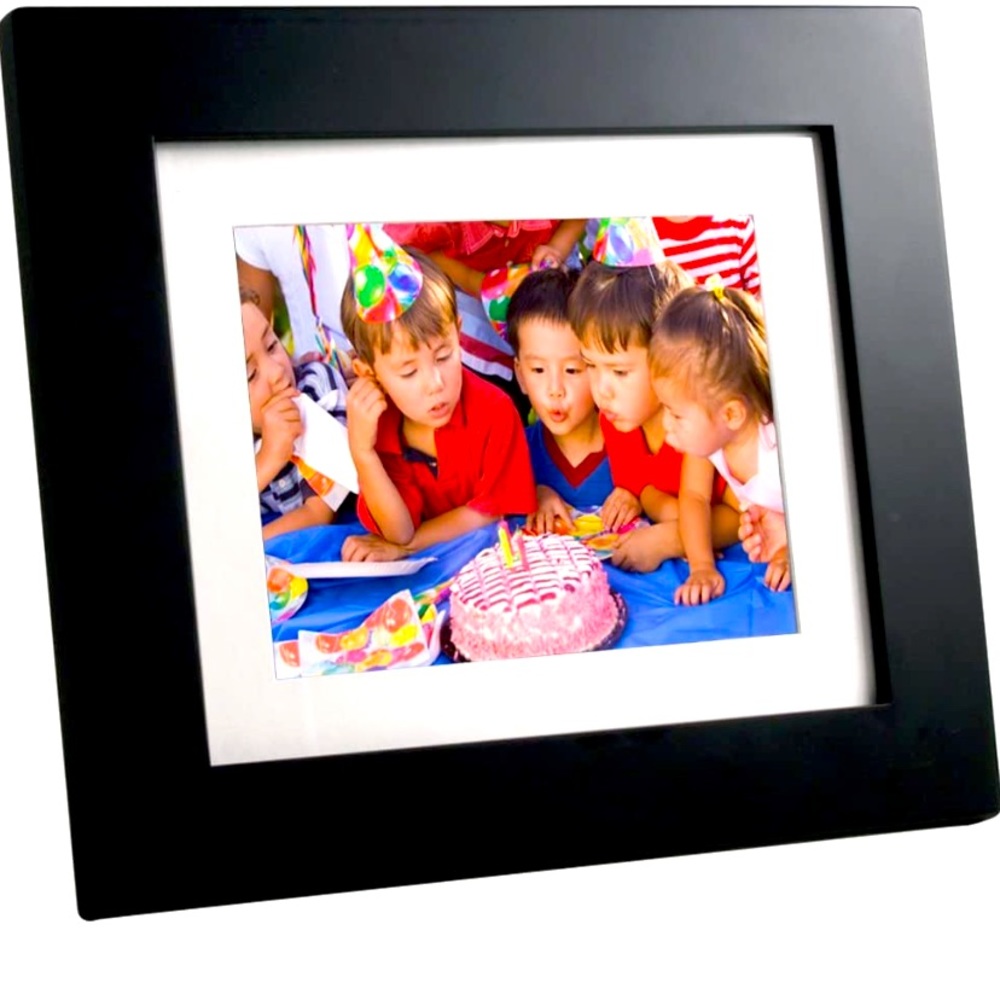 NIB 7” LCD DIGITAL PHOTO FRAME SIMPLE PLUG and PLAY BOX OPENED FOR PHOTOS